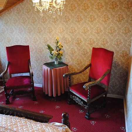 Hotel Villa Antonius Naantali Extérieur photo