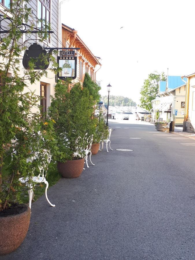 Hotel Villa Antonius Naantali Extérieur photo